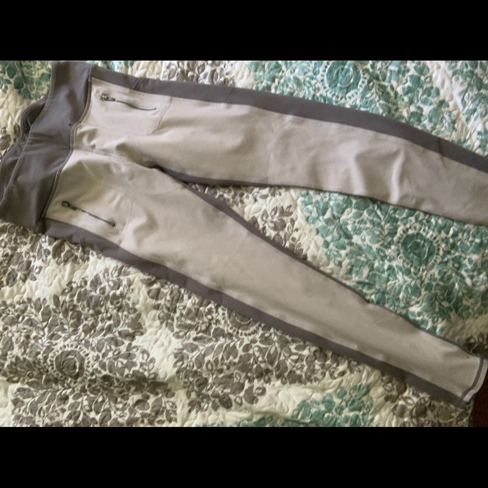 Fabletics Leggings- Size 6